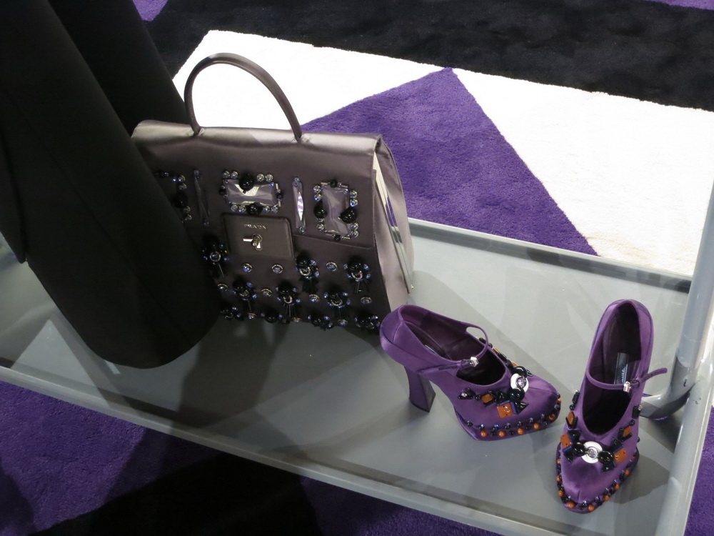 Prada 2012ﶬƷDƬ