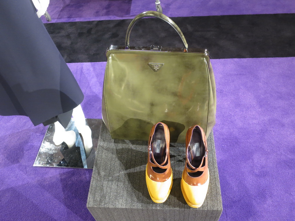 Prada 2012ﶬƷDƬ