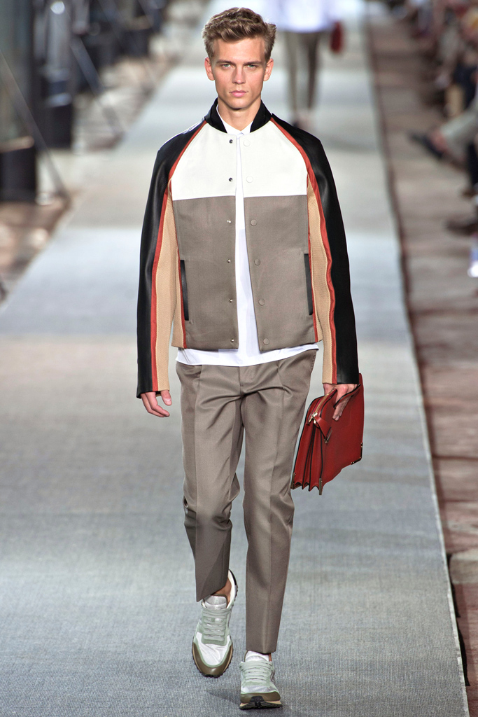 Valentino 13bDƬ