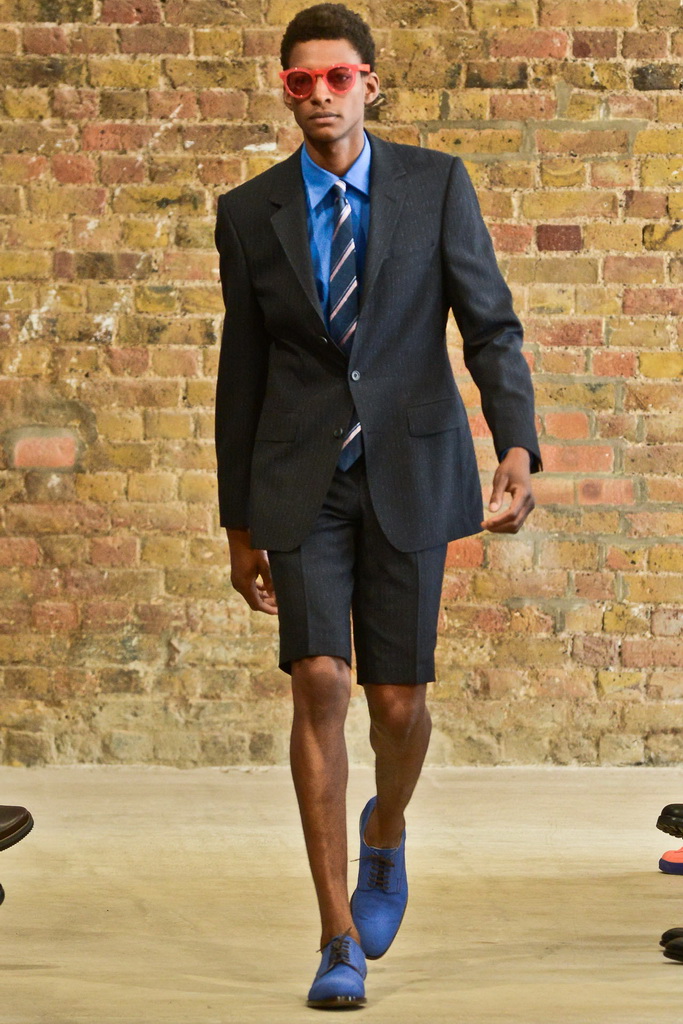 E Tautz 13�������b����DƬ