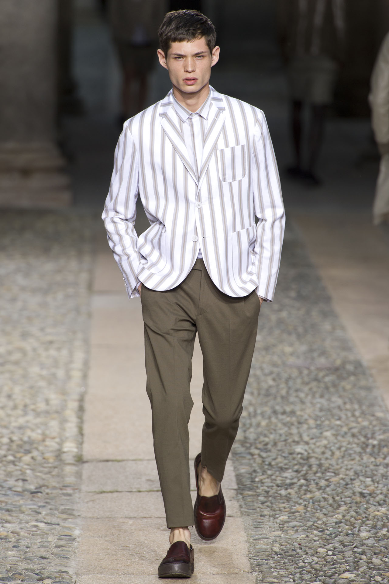 Neil Barrett 13�������b����DƬ