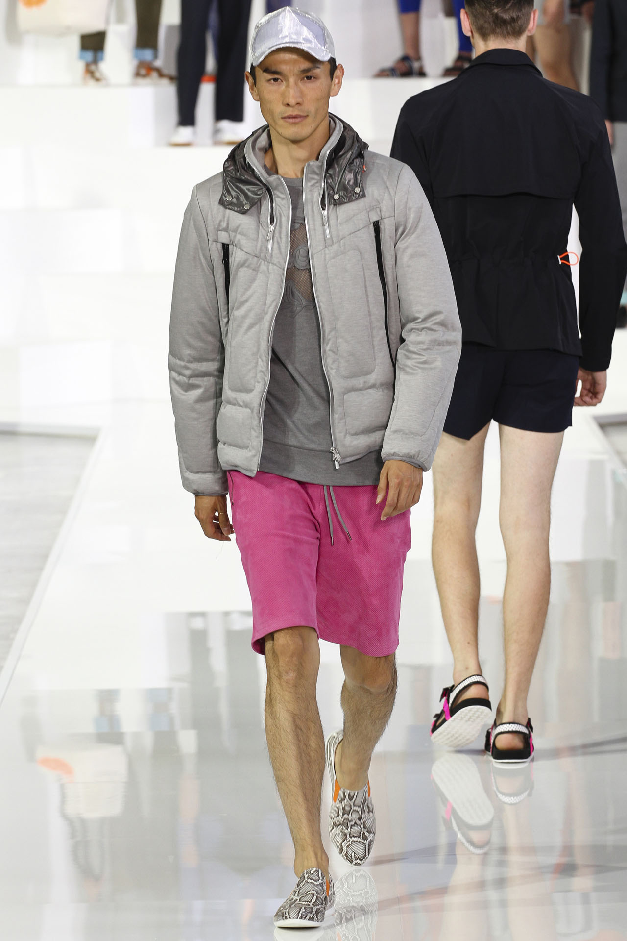 Dirk Bikkemberg 13bDƬ