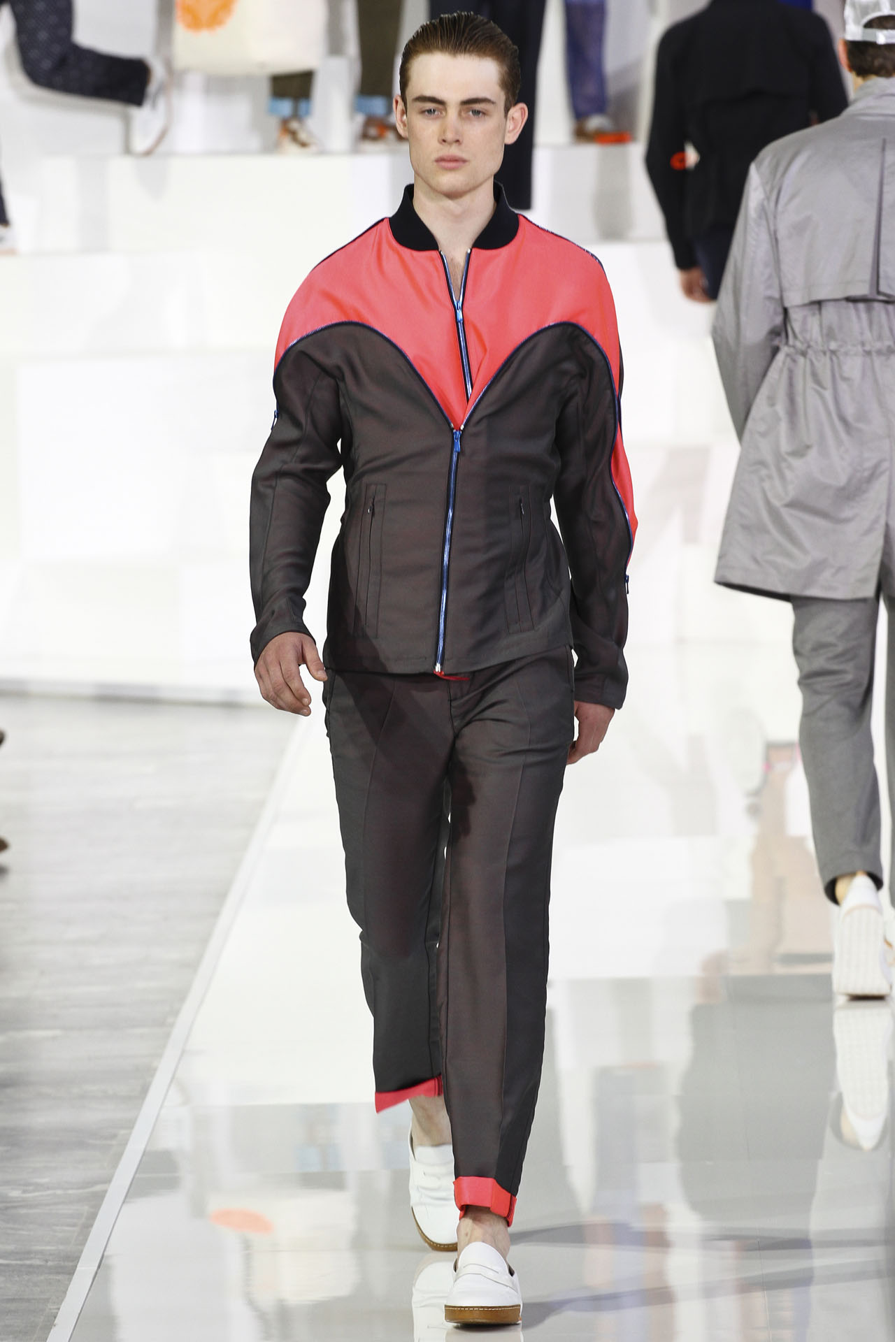 Dirk Bikkemberg 13bDƬ