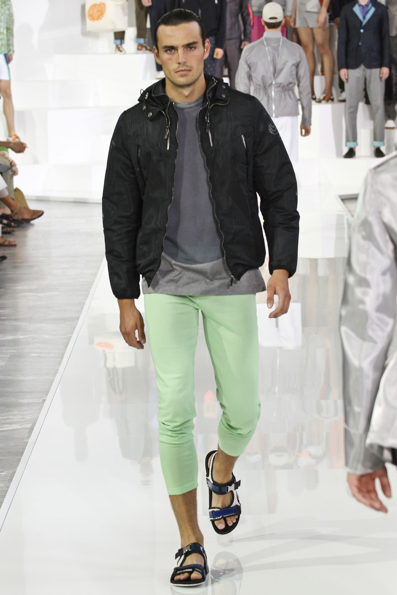 Dirk Bikkemberg 13bDƬ