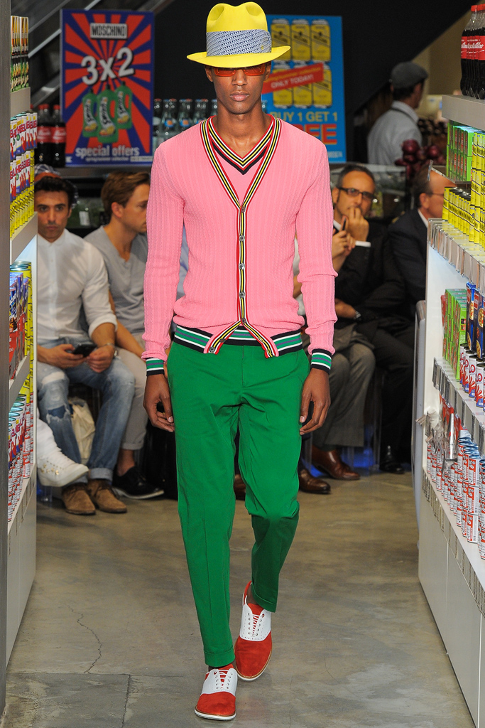 Moschino 13�������b����DƬ