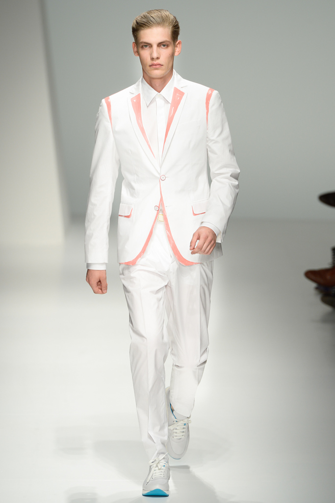 Salvatore Ferragamo 13bDƬ