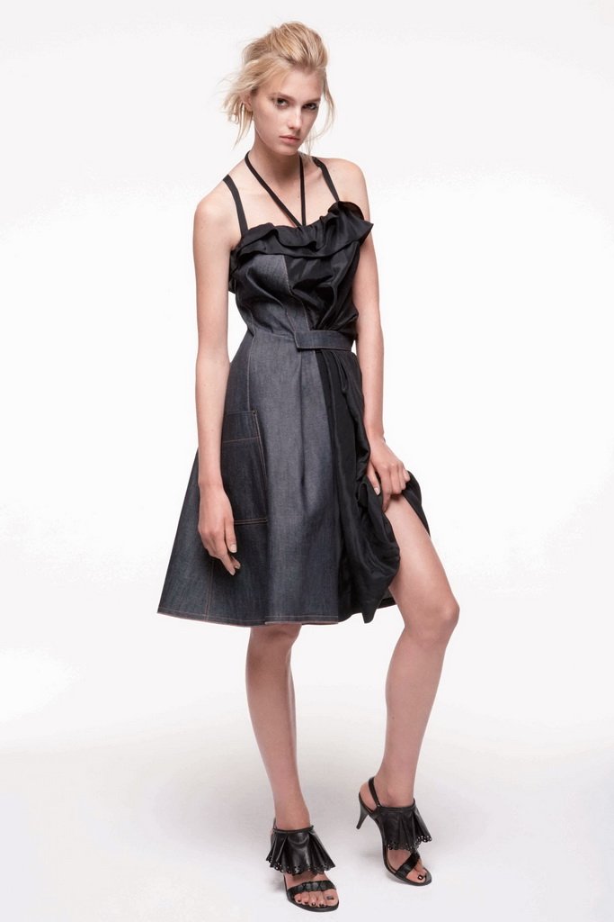 Nina Ricci 13紺DƬ