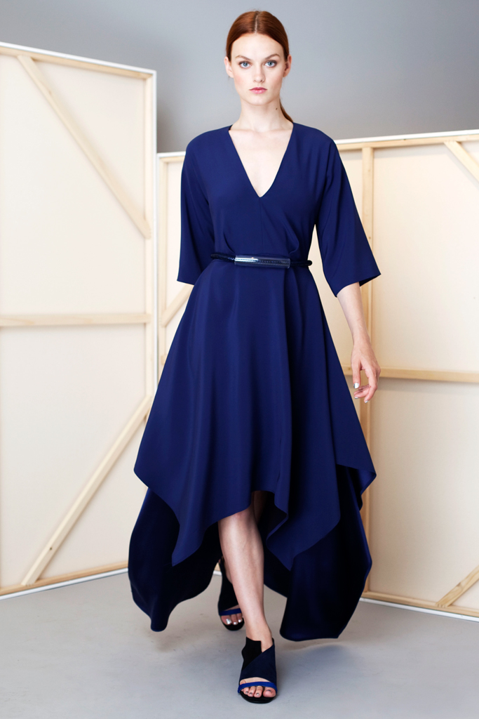 Zero + Maria Cornejo 13紺DƬ