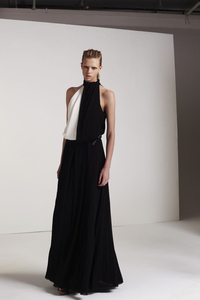 Costume National 13紺DƬ