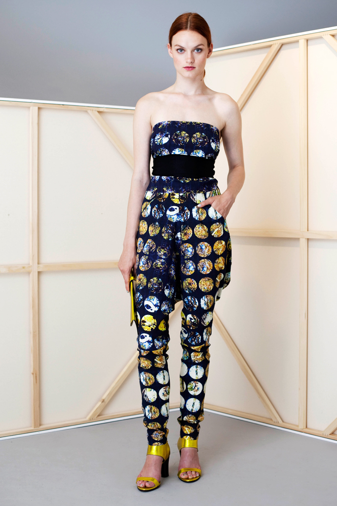 Zero + Maria Cornejo 13紺DƬ