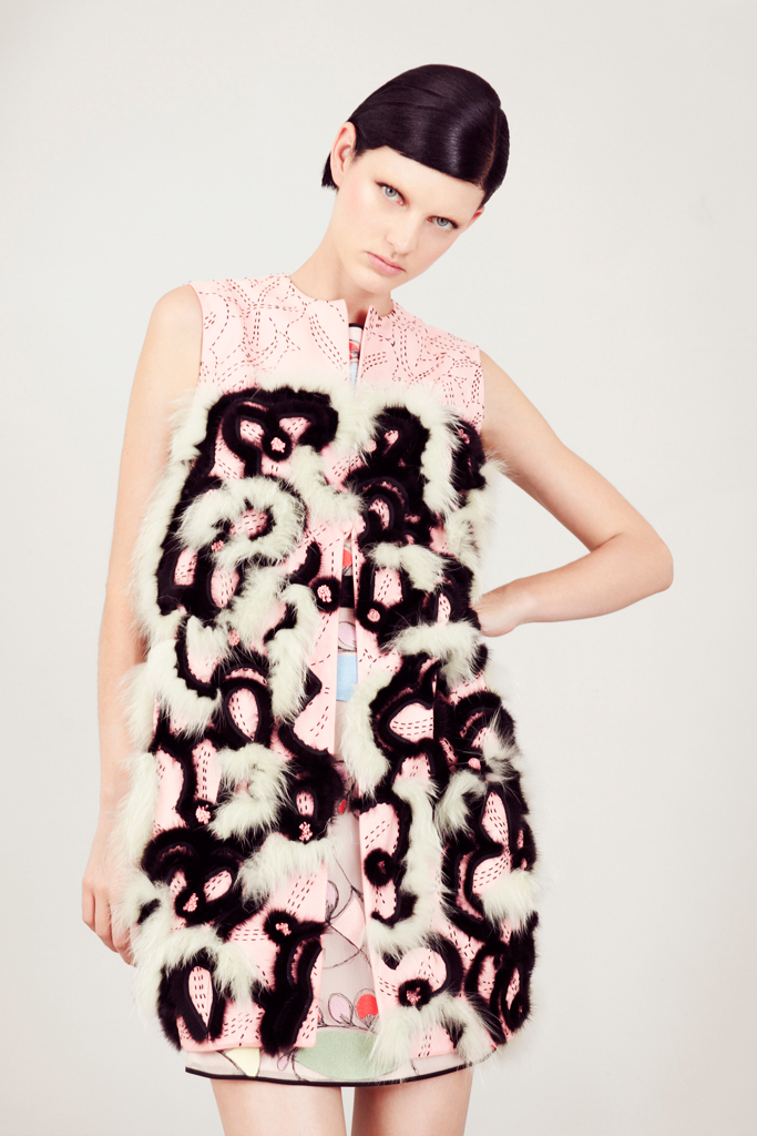 Fendi 13�紺����DƬ