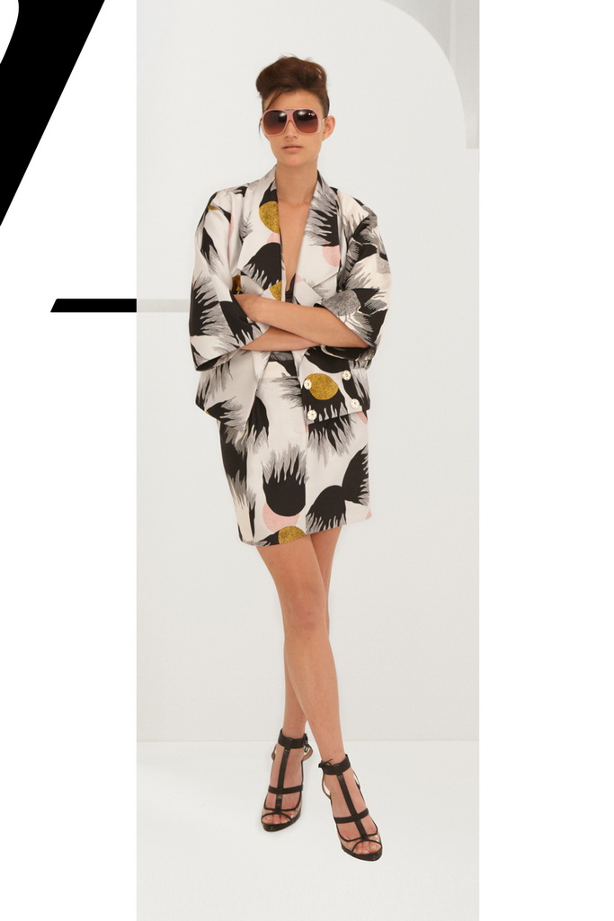 DVF 13�紺����DƬ