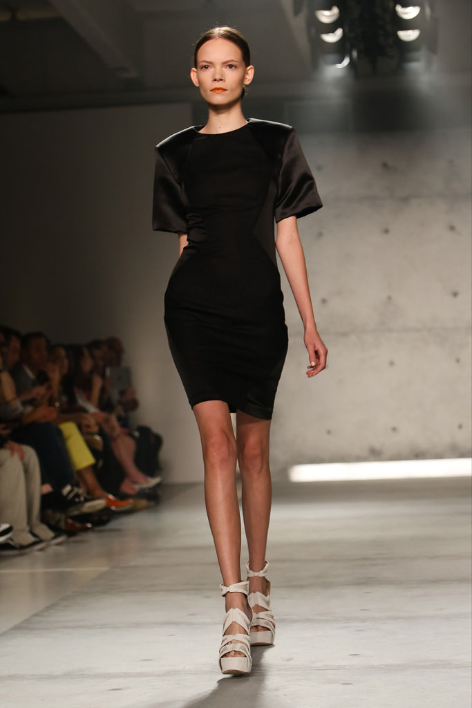 Sally LaPointe 2013DƬ