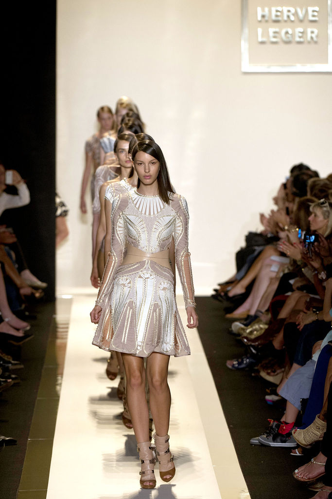 Herve Leger by Max Azria 2013�����������DƬ