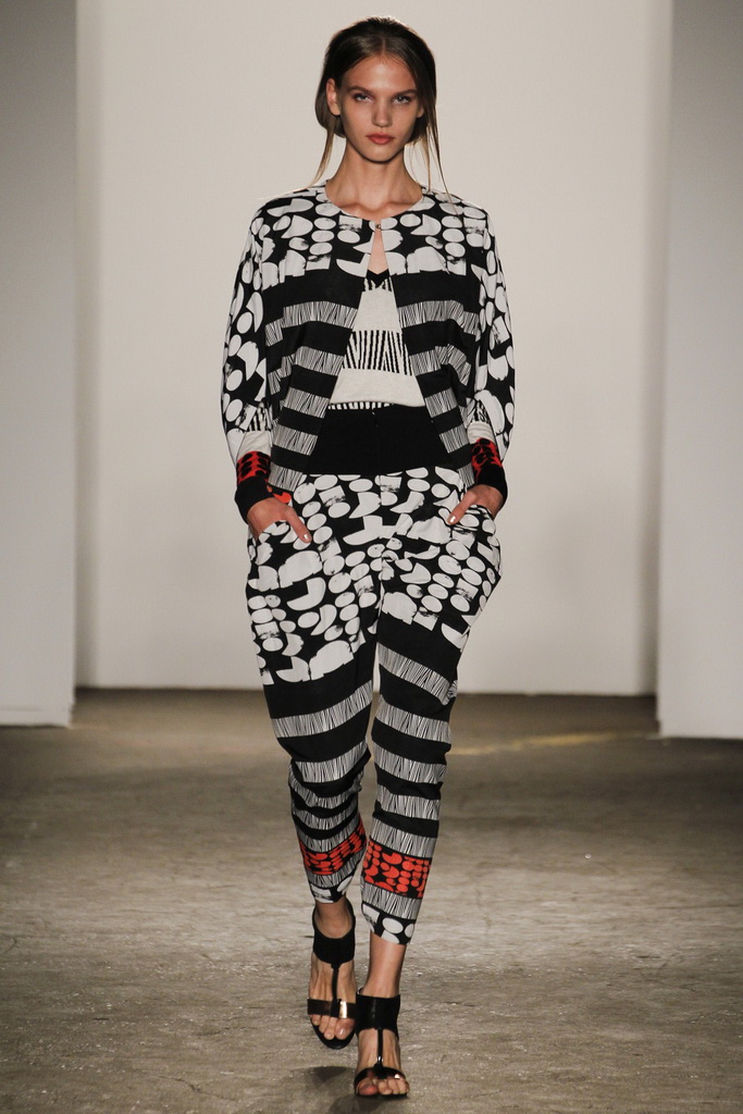 Zero + Maria Cornejo 2013DƬ