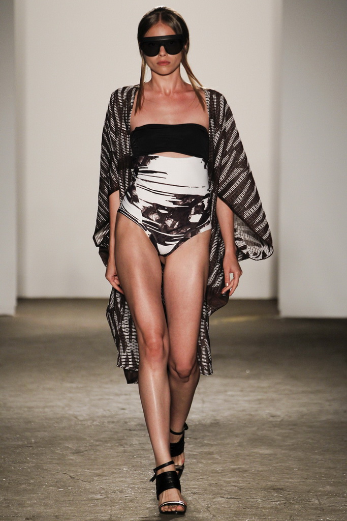 Zero + Maria Cornejo 2013DƬ