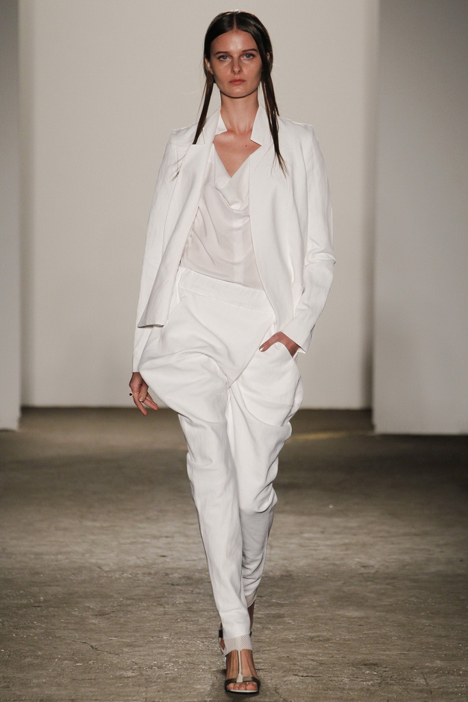 Zero + Maria Cornejo 2013DƬ