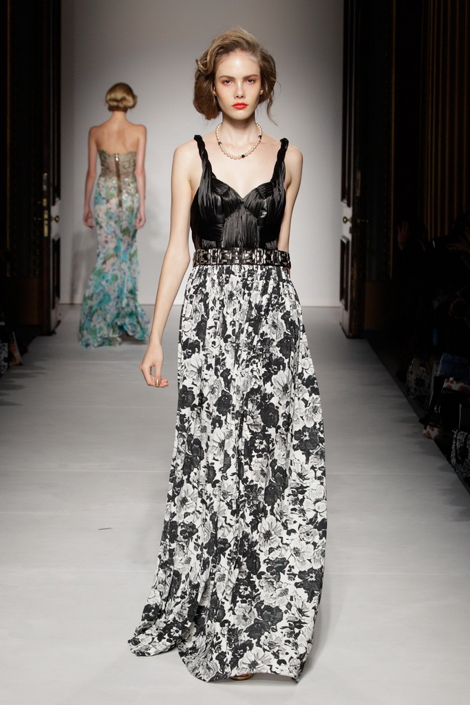 Ashley Isham 2013DƬ