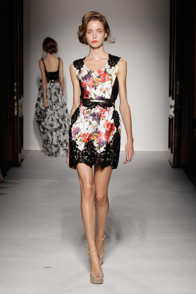 Ashley Isham 2013DƬ