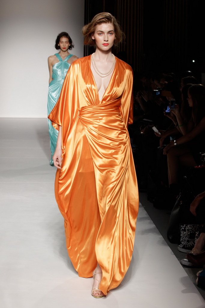 Ashley Isham 2013DƬ