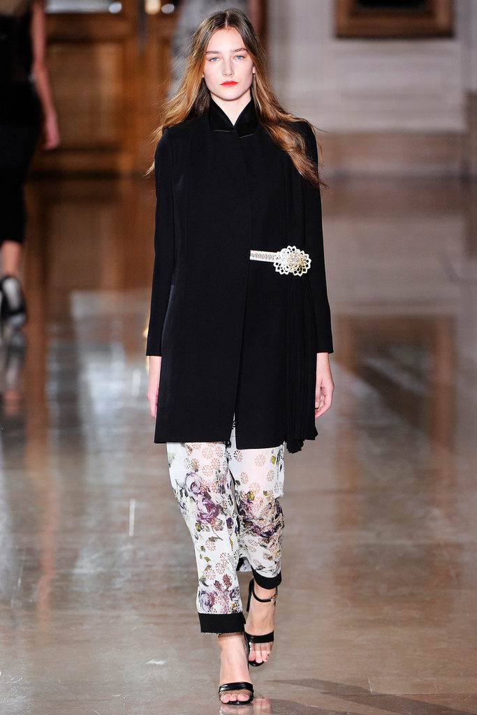 Sharon Wauchob 2013�����������DƬ