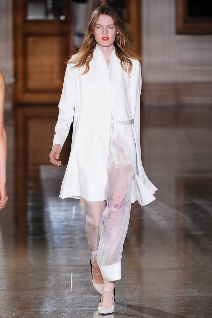 Sharon Wauchob 2013DƬ