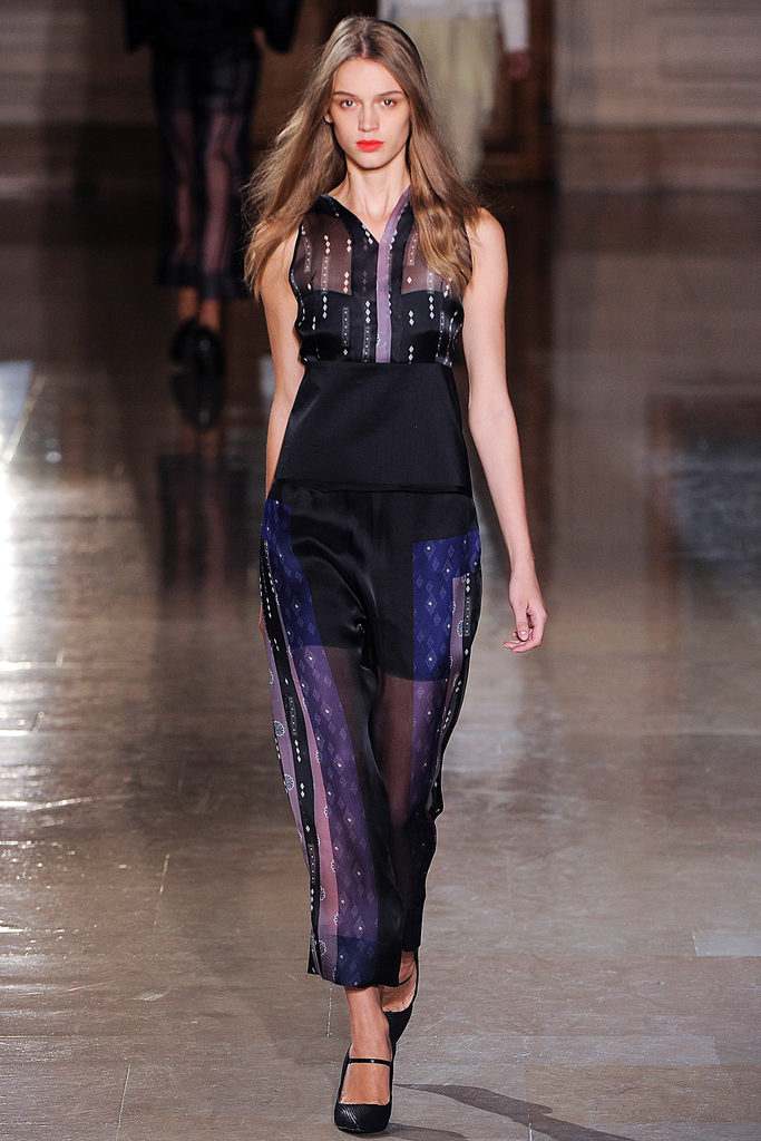 Sharon Wauchob 2013DƬ