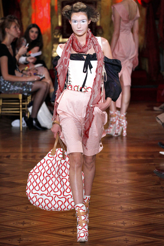 Vivienne Westwood 2013DƬ