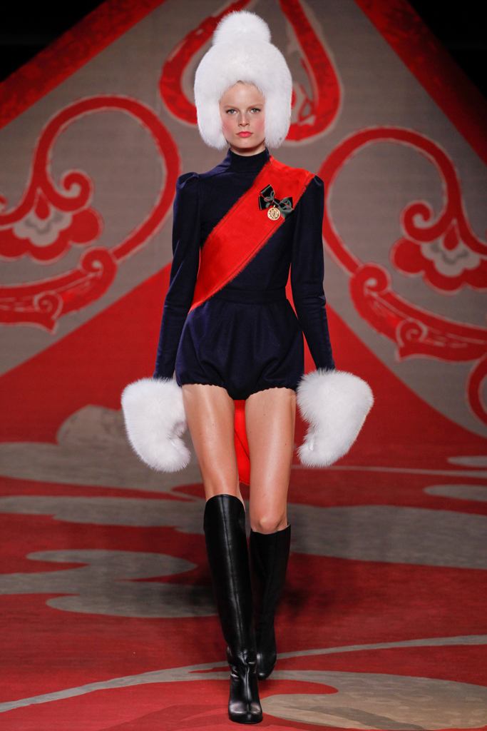 Ulyana Sergeenko 2012ﶬ߼DDƬ