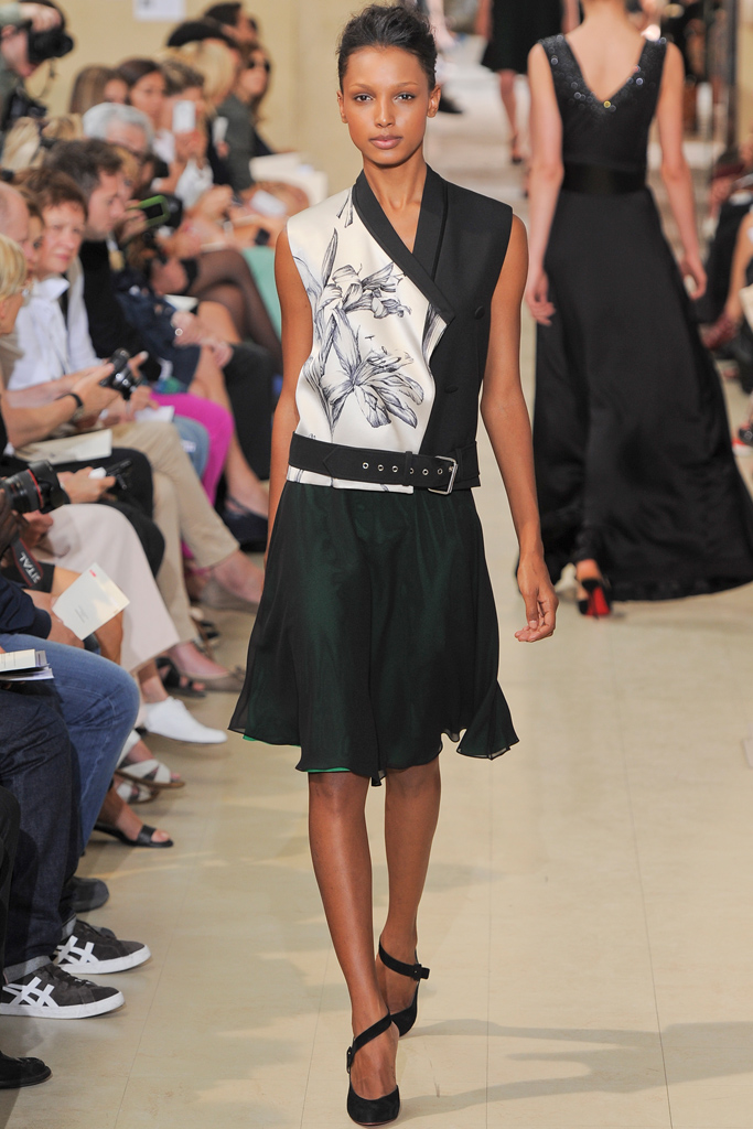 Bouchra Jarrar 2012ﶬ߼DDƬ