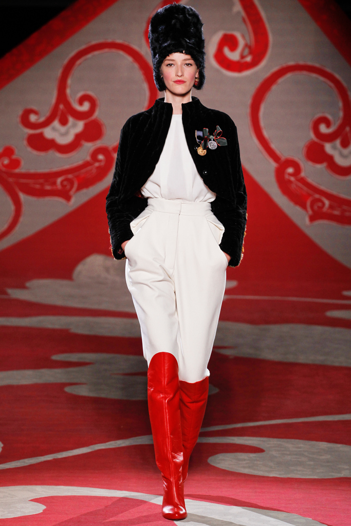 Ulyana Sergeenko 2012ﶬ߼DDƬ