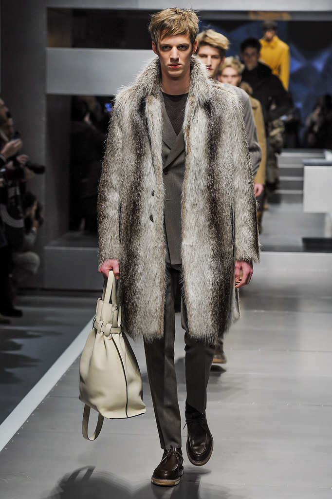 Fendi 2013ﶬbDDƬ