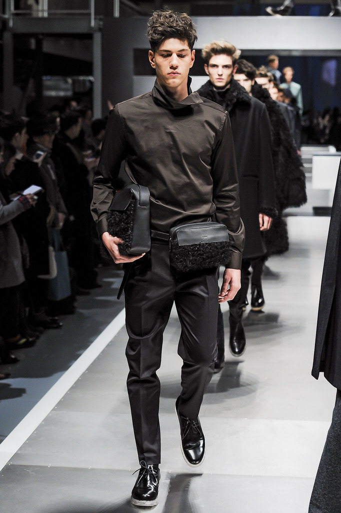 Fendi 2013ﶬbDDƬ
