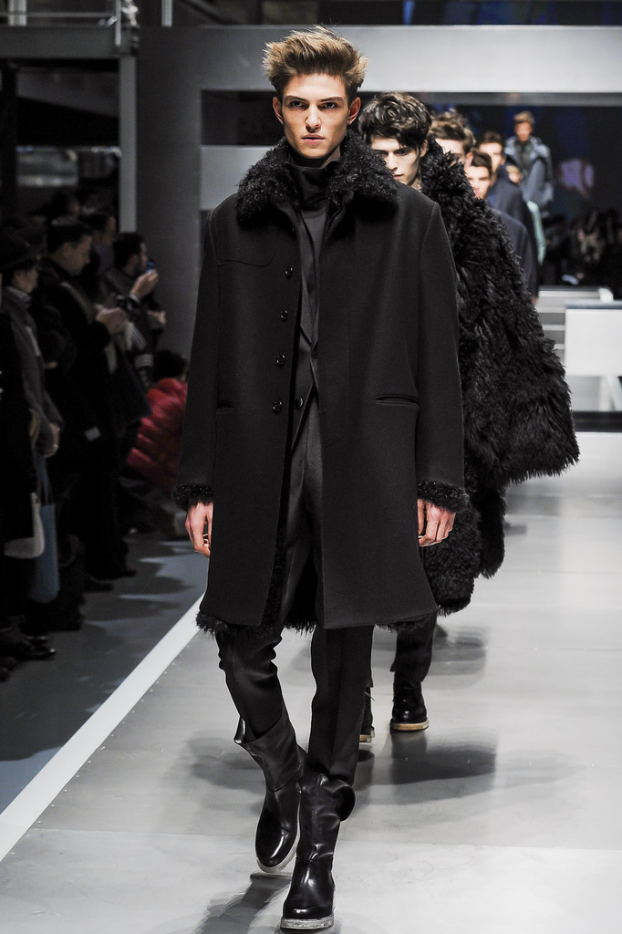Fendi 2013ﶬbDDƬ