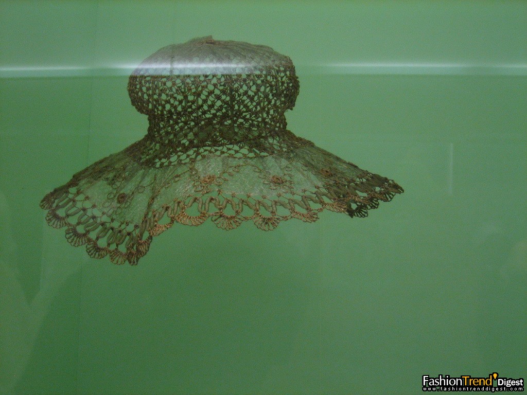 由于克里諾林流行的普遍性及其款式具有承前啟后的重要歷史地位，所以這個時期又被稱為服裝史上的克里諾林時代。 