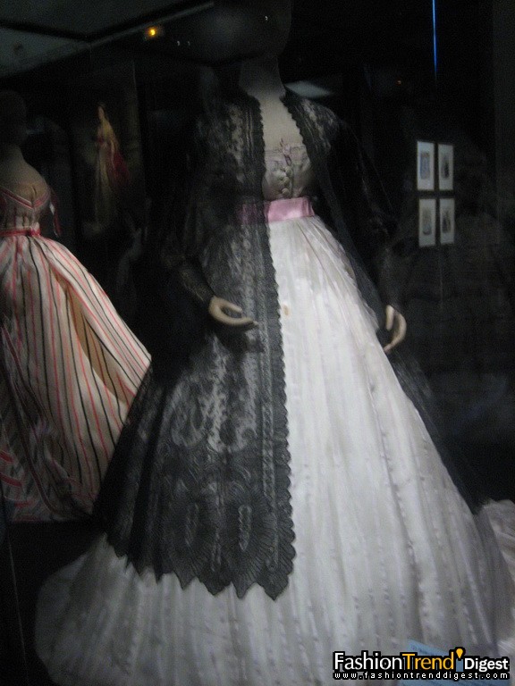 巴黎帝政時期女裝博物館展覽 