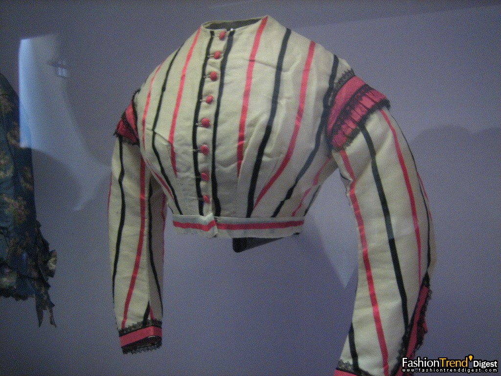 巴黎帝政時期女裝博物館展覽 