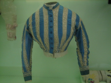 ��������r��Ů�b�����^չ�[