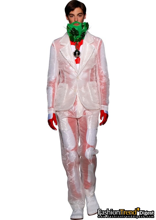 Walter Van Beirendonck Spring/Summer 2009 'eXplicit' - Photo: Dan Lecca 