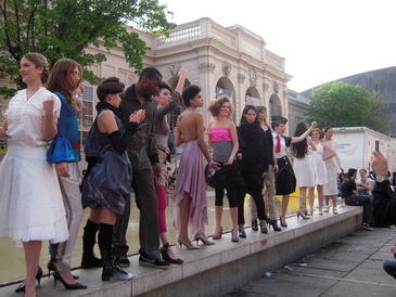 SҲ{ߌModepalastչʾ