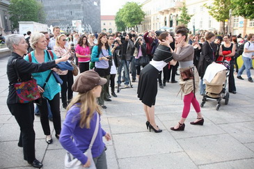 SҲ{ߌModepalastչʾ