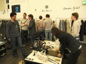 SҲ{ߌModepalastչʾ