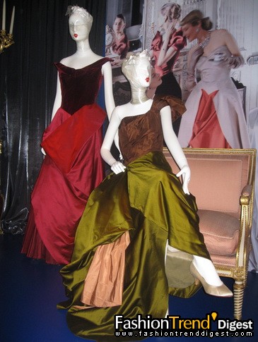 ~s󶼕^Model As Museչ