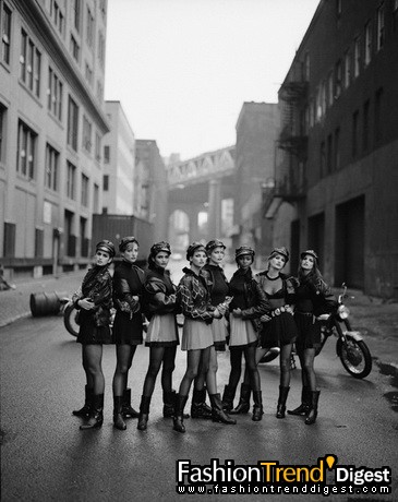 ~s󶼕^Model As Museչ