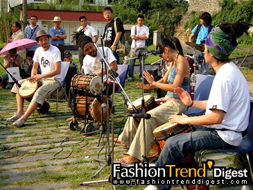 FTD-foto:�������м������K��վ��һ������