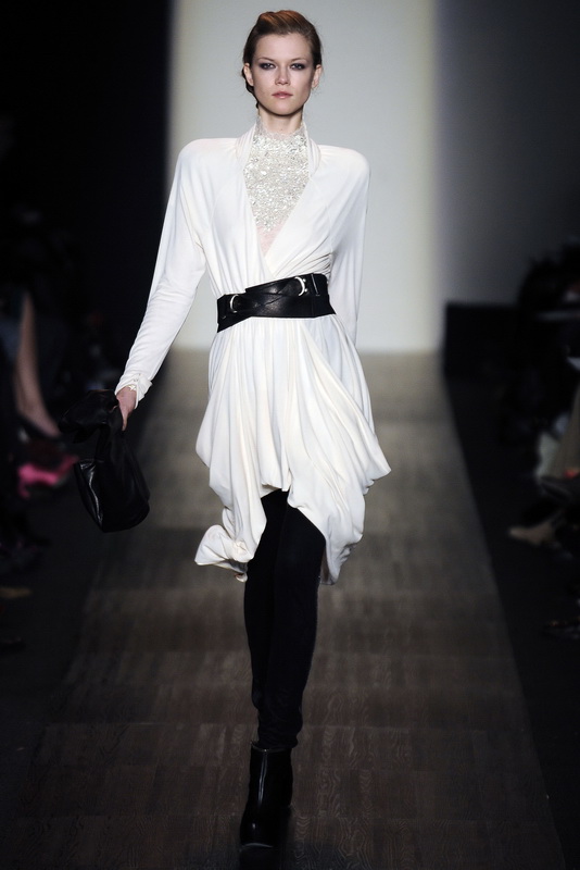 Max Azria Collection 09�ﶬ����DƬ