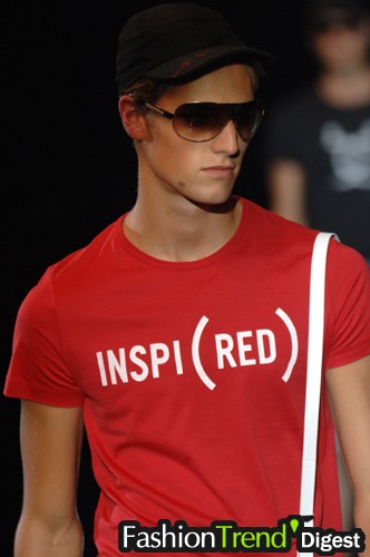 Emporio armani red 07���ĸ���DƬ