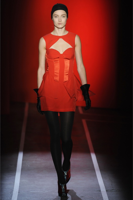 Jonathan Saunders 09�ﶬ����DƬ