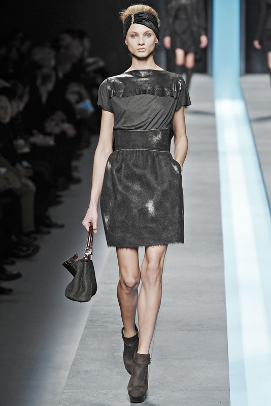 Fendi 09ﶬDƬ