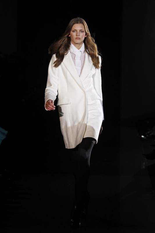  BOSS BLACK 09ﶬDƬ